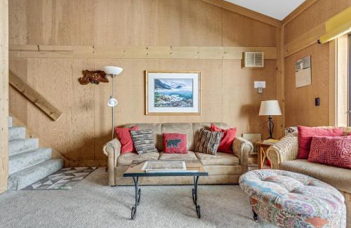Bear Valley Apartment | Cozy Dog Friendly Studio with Loft - Creekside #87