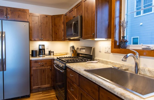 Brussels House | Cozy Door County Beach House with Stunning Sunsets only 35' off the Bay.
