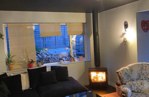 Dover House | Cozy Dover House with 4 Bedrooms