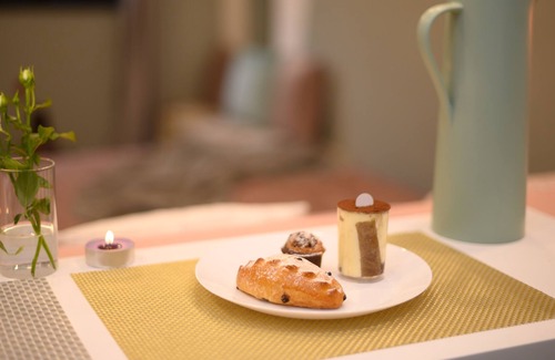 Jing'an House | Cozy downtown 1 bedroom apt next to metro 2 , Jing'An Temple & Kerry Center
