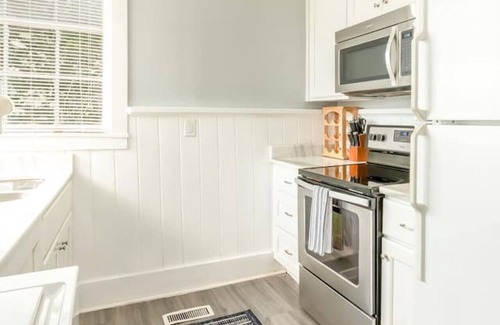 Downtown Charleston Apartment | Cozy Downtown Charleston Apt