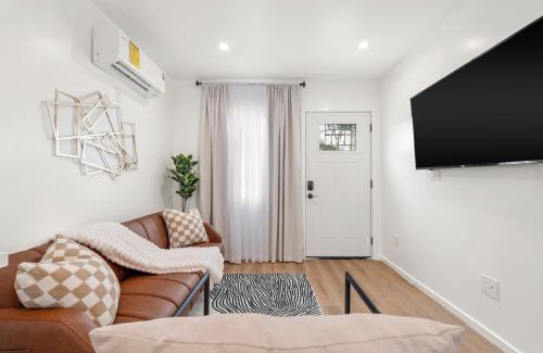 South Montebello House | Cozy & Dreamy Getaway !