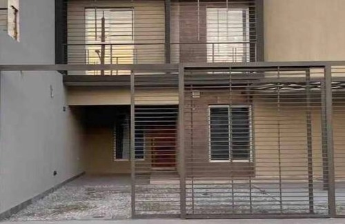 Dorrego House | Cozy duplex 10 minutes from the center of Mendoza.