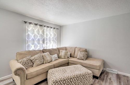 Bedford Apartment | Cozy Duplex Close to Toledo Botanical Garden