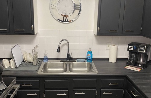 Akron House | Cozy Duplex less than 10 min from Downtown Akron, near many local attractions.