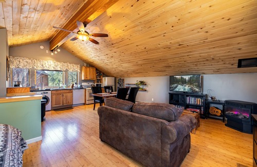 Durango Apartment | Cozy Durango Basecamp