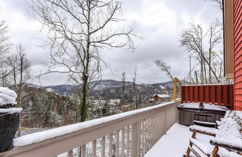 Gatlinburg Ski Chalet | Cozy dwntwn chalet with mtn view GSMNP near Aquarium