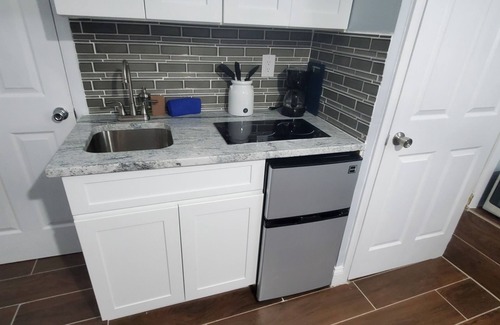 Treasure Cay Apartment | Cozy Efficiency Located in the Treasure Cay Beach Villas.