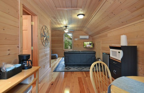 Blue Ridge Apartment | Cozy efficiency located in Blue Ridge