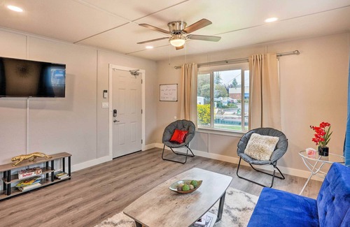 Elk Grove House | Cozy Elk Grove Home in the Heart of Old Town!