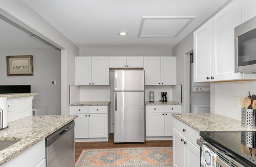 Grand Prairie Apartment | Cozy entire 1-bedroom apartment in charming Grand Prairie with yard