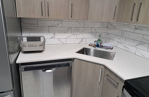 Southeast Edmonton Apartment | Cozy Entire 2BR Suite-Kitchen, Fibre Gig Internet