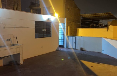 Chorrillos House | Cozy Entire House in Chorrillos with Garage. Pet Friendly!