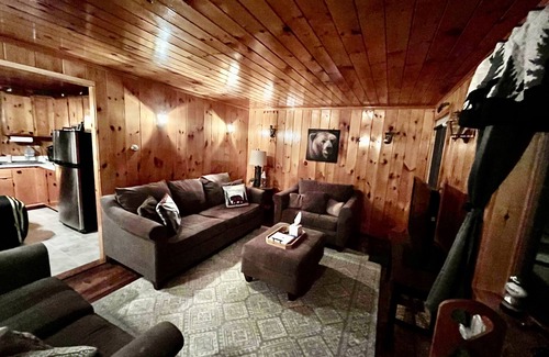 Errol House | Cozy Errol Home conveniently close to town and with snowmobile access!