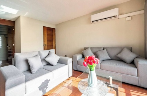 Callao Apartment | Cozy Estela apartment in Lima 5km from Jorge Chavez airport