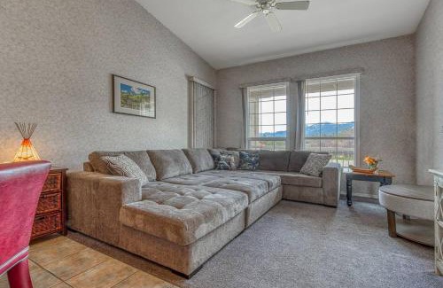 East Kootenay House | Cozy Fairmont Hot Springs 1br Condo