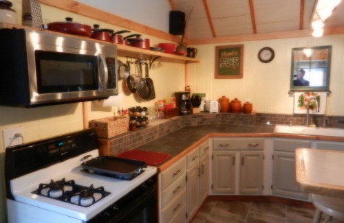 North Conway Condo | Cozy family and pet friendly home in North Conway Village