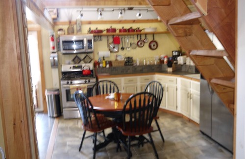 North Conway Condo | Cozy family and pet friendly home in North Conway Village