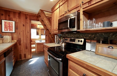 West Village Cabin | Cozy Family Cabin with Great Outdoor Space in Ideal West Village Location