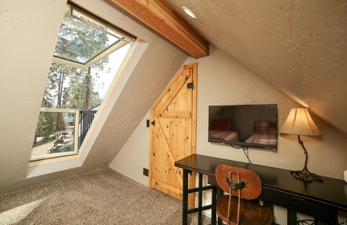 West Village Cabin | Cozy Family Cabin with Great Outdoor Space in Ideal West Village Location