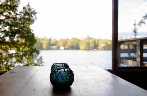 Severn House | Cozy Family Cottage - Perfect for playing on the water and evenings on the deck.