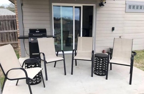 Harker Heights House | Cozy Family & Dog 4 Bedroom, 2 Bathroom Home