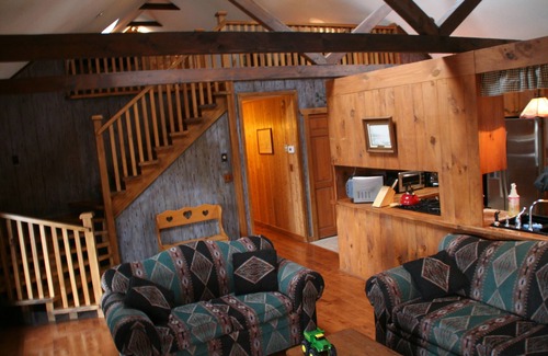 Bolton Landing House | Cozy Family Friendly Lake View Home w/Easy Trip to Town & Beach