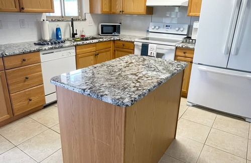 Lake Havasu City House | Cozy family home, 5 miles from London Bridge and Windsor Beach Boat Launch.
