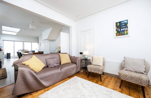 Dublin House | Cozy family home 3 bed near Croke Park