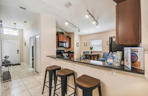 Sandy Ridge Villa | Cozy family Home 5b3b Private Pool 11Mil Disney