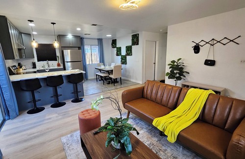 Clovis Apartment | Cozy Family Home - Self Check In