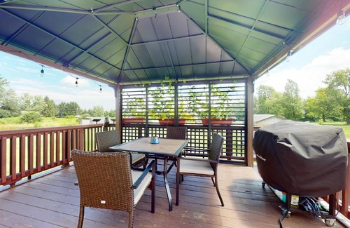 Penn Yan House | Cozy Family Home
