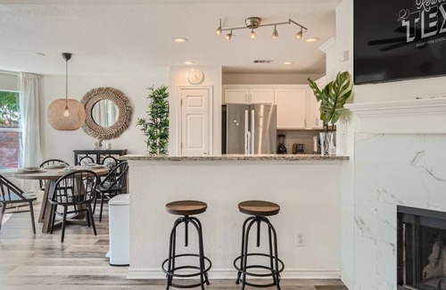 Pflugerville House | Cozy Family Retreat - Pet Friendly
