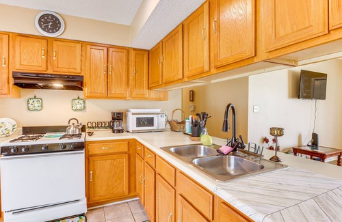 Brighton House | Cozy Family Retreat ~ 10 Mi to Downtown Birmingham