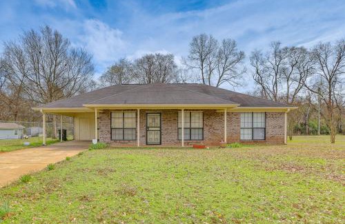 Brighton House | Cozy Family Retreat about 10 Mi to Downtown Birmingham
