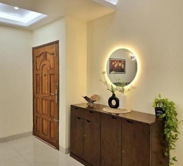 Banani Apartment | Cozy Family Stay near Banani 11, and Gulshan hotspots