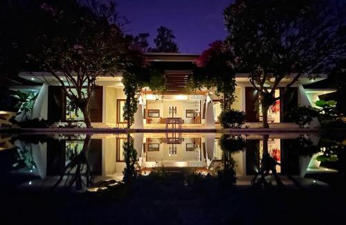 Senggigi Villa | Cozy Family Villa with Sunset View