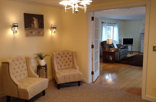 Bedford House | Cozy Farmette Easy Access Bedford PA