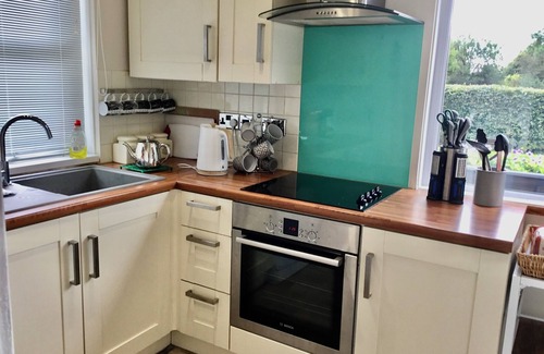 Glen of Aherlow House | COZY FARMHOUSE COTTAGE with wonderful views over fields with FREE WIFI