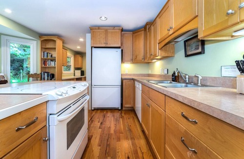 Lexington Other | Cozy farmhouse w/mountain views, near W&L, VMI