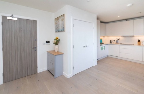 West Hill Apartment | Cozy flat 15 mins walk to Wimbledon Park 20 mins walk to Wimbledon Tennis Court.