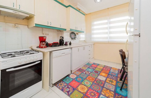 Altnkum Mahallesi Apartment | Cozy Flat 5 min to Konyaalti Beach Near Seashore