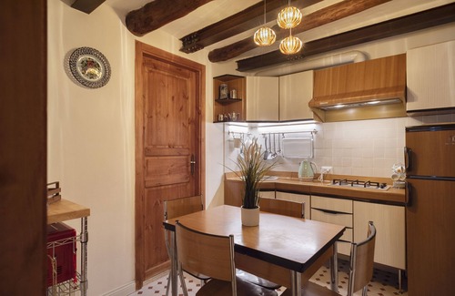 Montecalvario Apartment | Cozy flat in the historic center