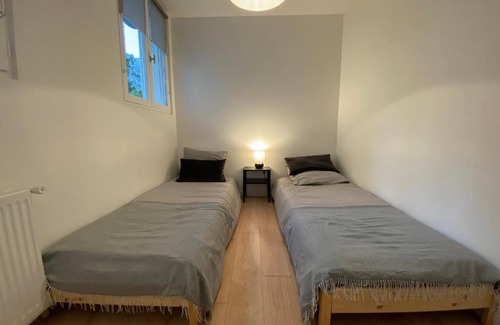 Neuilly-sur-Marne Apartment | Cozy flat with garden between Paris & Disney