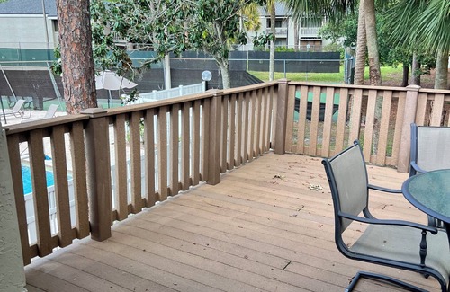 Longwood Condo | Cozy Floridian tropical condo.