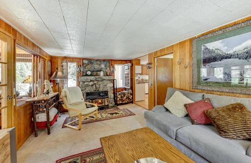 Forest Falls House | Cozy Forest Falls Rental Cabin Near Hiking Trails!