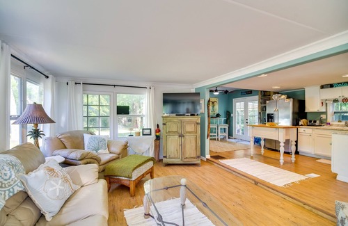 Vero Beach Cottage | Cozy Fort Pierce Cottage on Farm Animal Rescue!