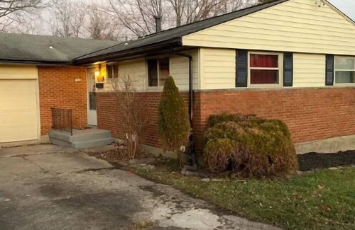Westwood House | 🌟Cozy Four Bedroom Home Away From Home