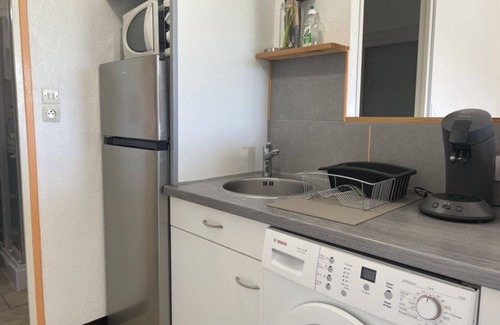 Fleury Apartment | Cozy 1BR Apt with Balcony, A/C, Near Beach and Port - Sleeps 4