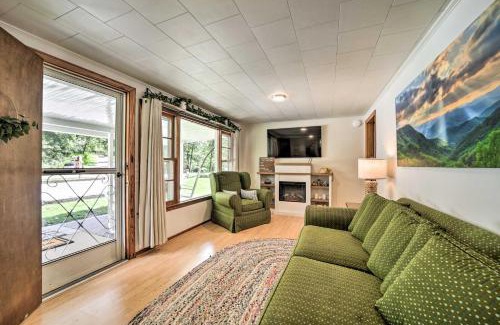 Franklin House | Cozy Franklin Cottage with Waterfront Views!